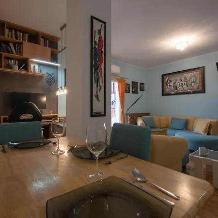 Yellow Sky * Spacious With Free Parking Lejlighed Novi Sad